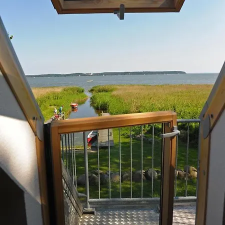 Casa de Férias Neeberger Bootshus Am Achterwasser Krummin