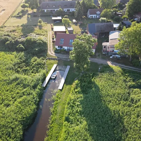 Am Schilf Neeberg Ferienhaus *